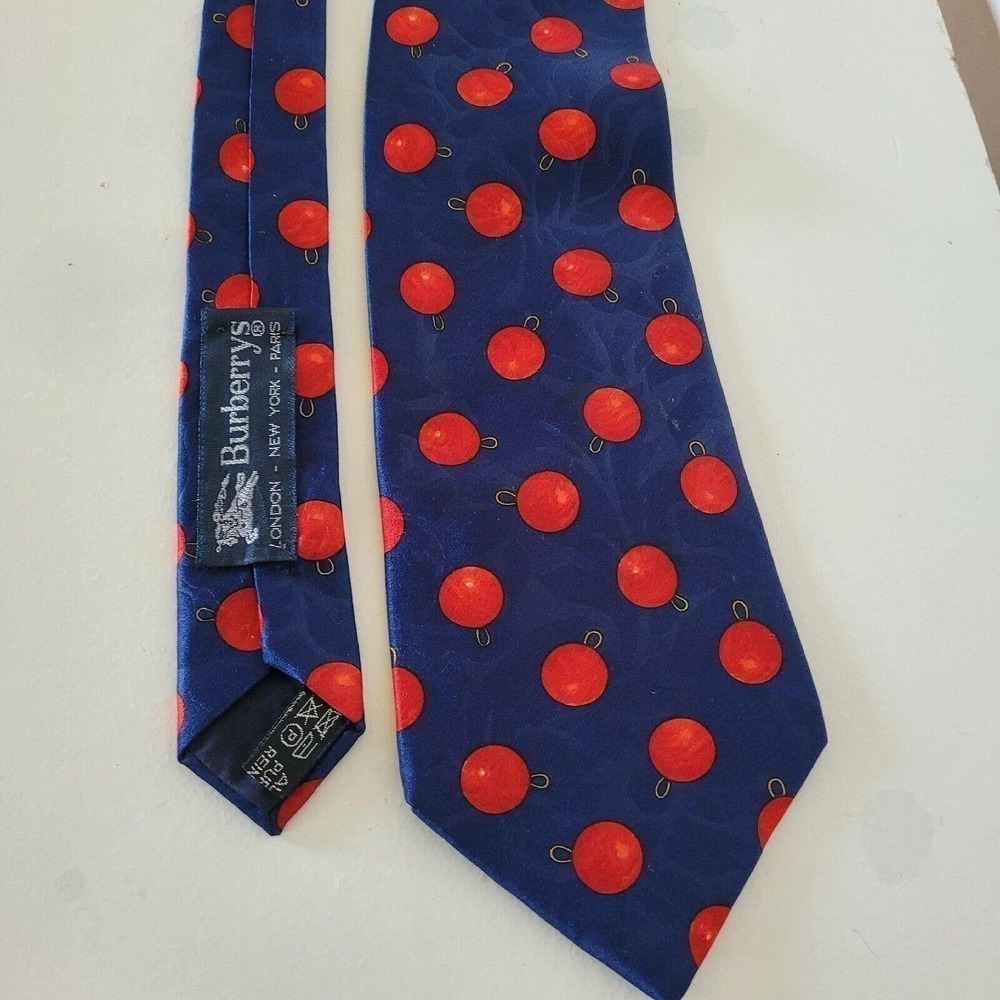 Vtg Burberrys 100% Silk Neck Tie 56" Christmas Ornament Print Navy Red - Picture 3 of 11